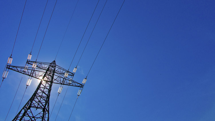 Strom Freileitungsmast, Copyright Fotolia